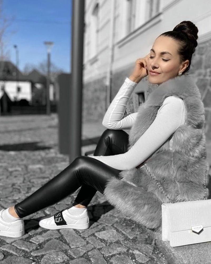 short faux fur vest