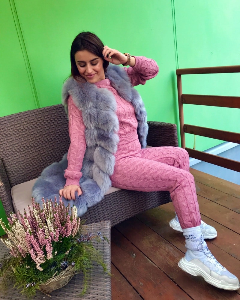 medium fur vest